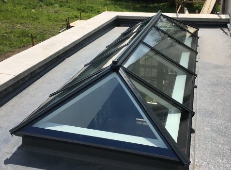 Hipped-Rooflight-vindr-156 Hipped-Rooflight-vindr-156
